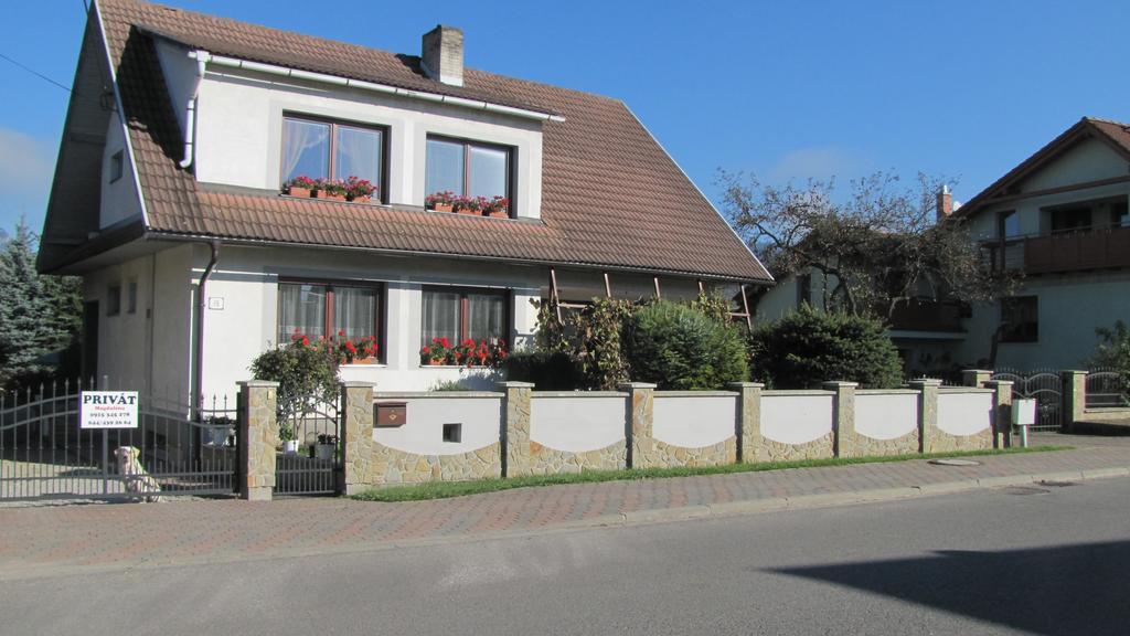 BešeňováPrivat Magdalena公寓 外观 照片